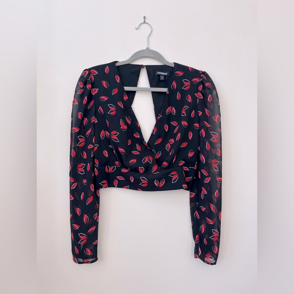 Express Cropped Blouse